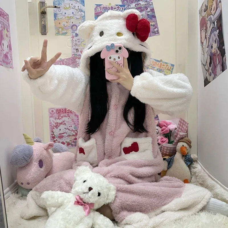 🌙 Pyjama "Hello Kitty" – Peignoir  ❄️